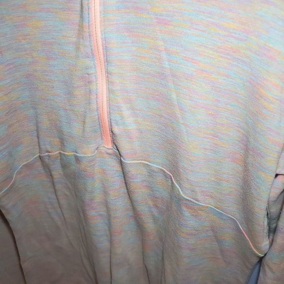 Columbia Women’s Size Large Half Zip in Pink - Picture 3 of 6